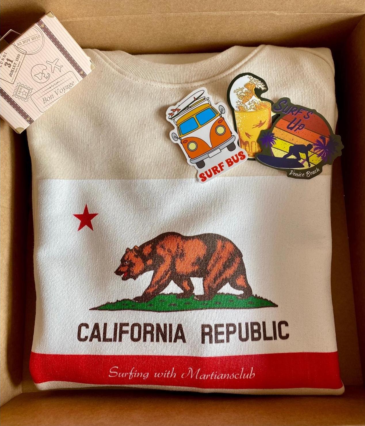 CALIFORNIA SWEATSHIRT (Surf Safary Giveaway)